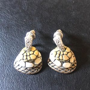 Chico’s earrings multi tone